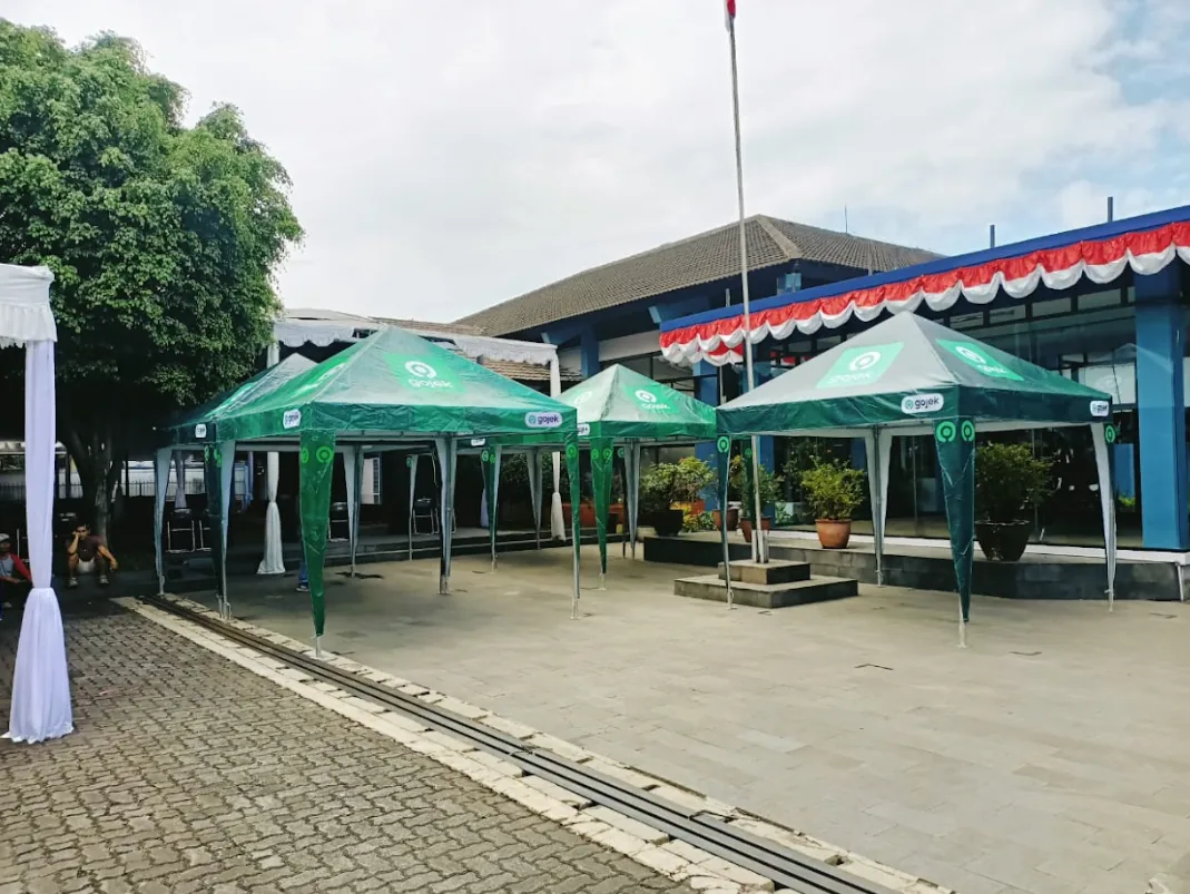 Gojek Sarnafil Branding